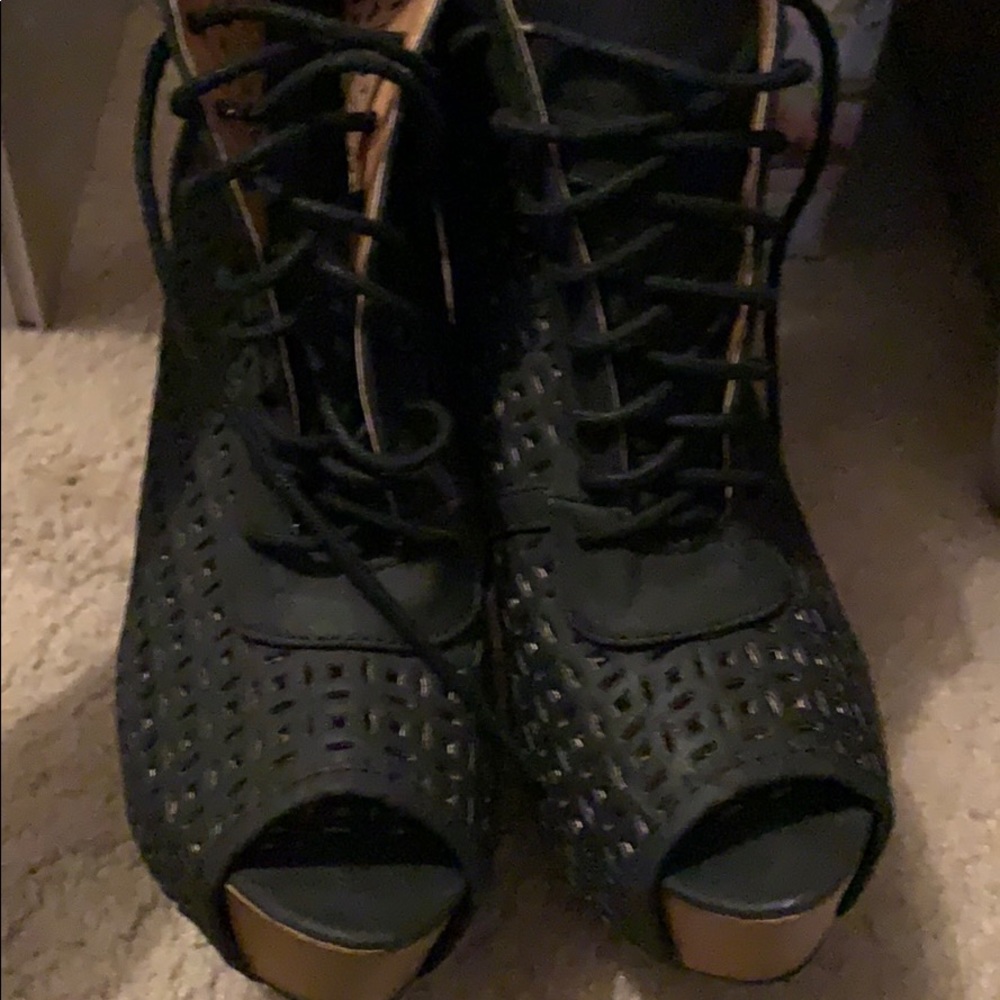 Open toe booties - Picture 5 of 5